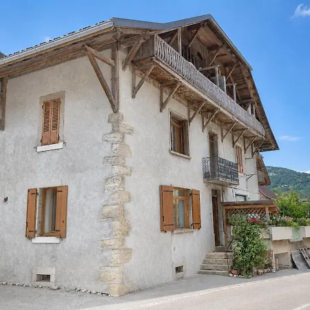 Le Cocon Des Aravis Au Coeur Du Village Le Reposoir